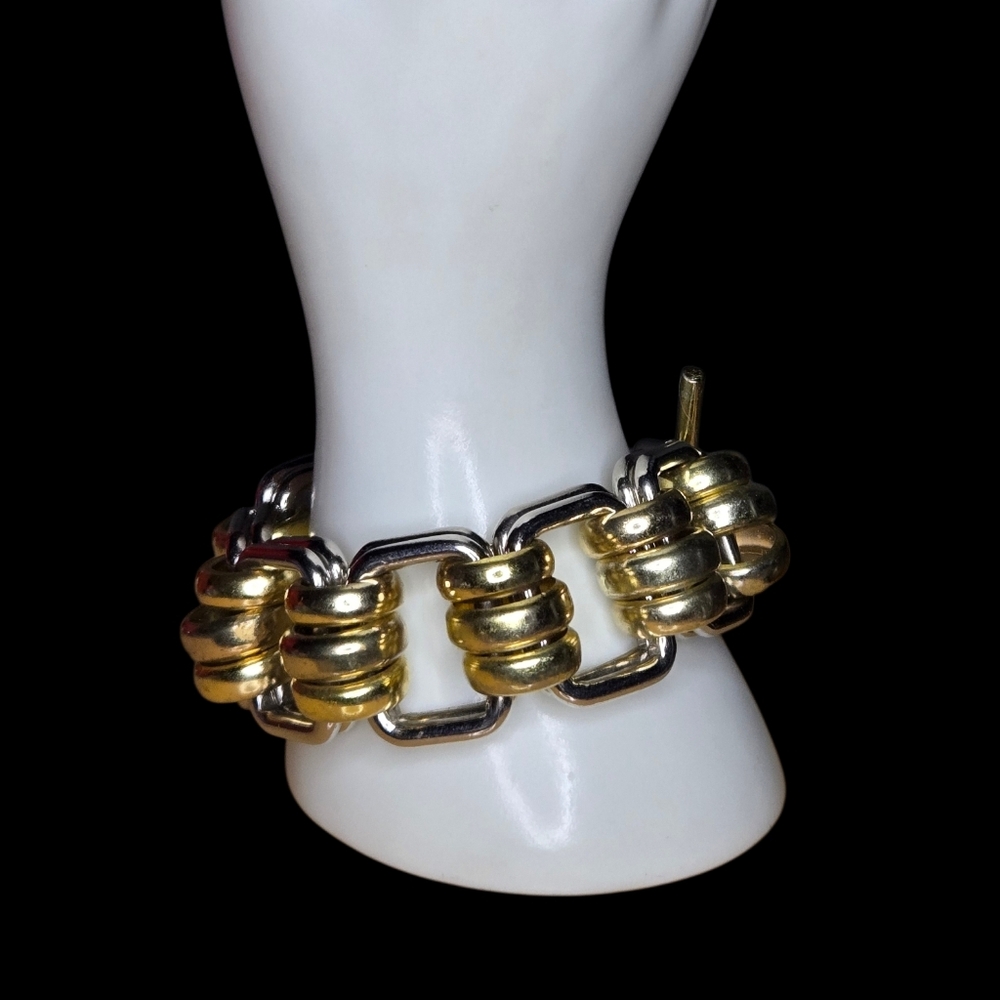 Vtg GIVENCHY  2 Tone, 18kgp, Bracelet - Picture 2 of 5
